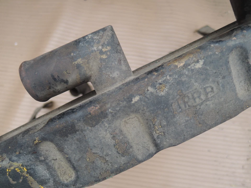 RADIADOR ALFA ROMEO GIULIA SPRINT GT / GTV usado original para RECORTAR Foto 2 de 4