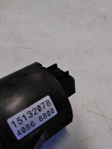 2002-2009 Chevrolet Trailblazer GMC Envoy 4 Wheel Drive Switch Selector - Picture 2 of 3