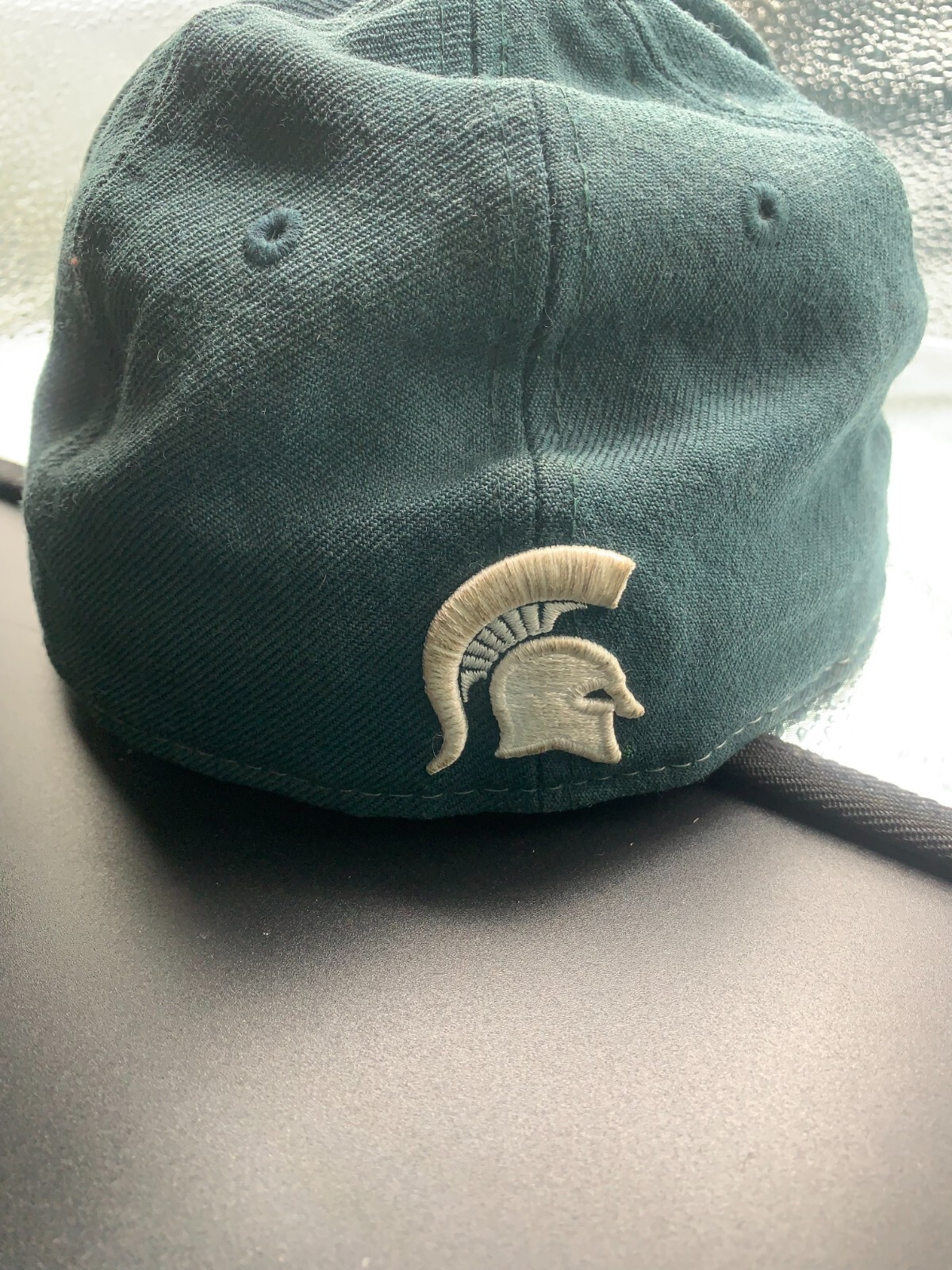 Picture 2 of 4