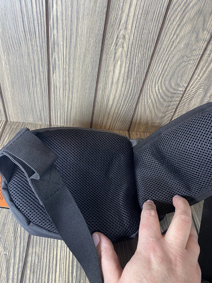 Extreme Pak Negro Cremallera Fannie Pack Bolsillos Senderismo Cintura Bolso ¡Nuevo! Foto 4 de 4