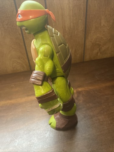 10-inch tall Teenage Mutant Ninja Turtle Michelangelo Action Figure - Picture 12 of 18