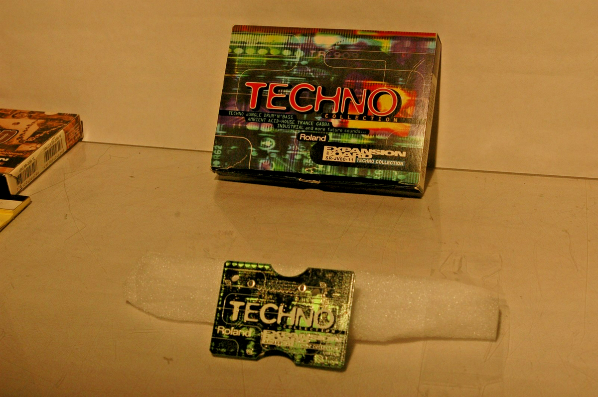 Roland SR-JV80-11 TECHNO COLLECTION 【公式通販】