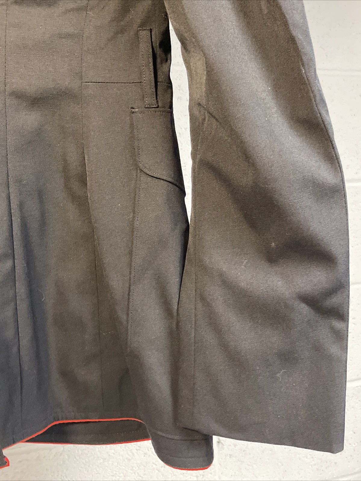 1989 USMC Uniform Dress Blue Jacket Coat MC Poly Wool Tunic Marines Size 35L NOS