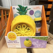 Sun Squad Pineapple Bubble Maker Set w/ Bubble Solution, 4 fl oz 118.2 mL