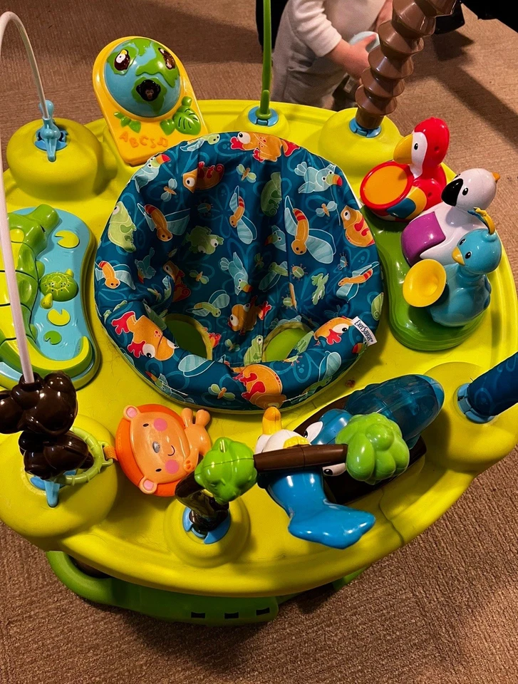 Evenflo 62311422 Exersaucer Triple Diversión Centro de Aprendizaje Activo Vida Foto 3 de 4
