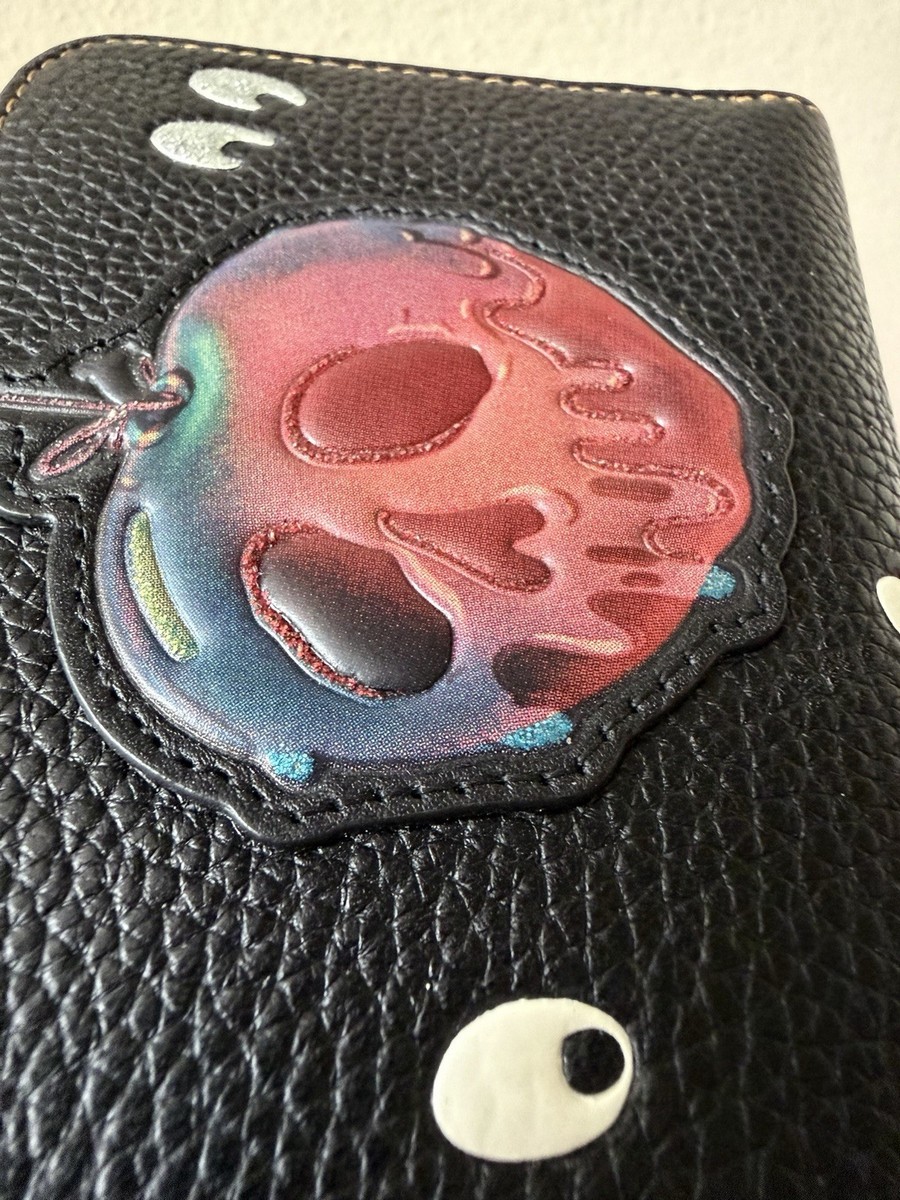 NWT DISNEY X COACH POISON APPLE SPOOKY EYES LEATHER ZIP AROUND