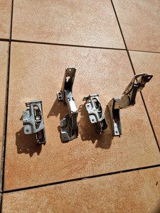 De Dietrich 03292.32 4x Scharnier Oben Unten  Kühlschrank + Gefrierschrank EK122