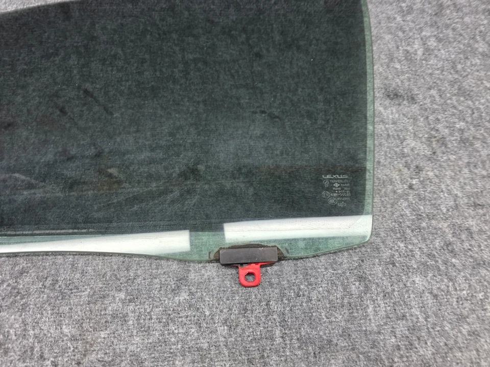 2001-2006 LEXUS LS430 OEM FRONT LEFT DRIVER DOOR WINDOW GLASS - Image 2 of 4