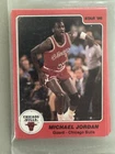 85-86 STAR Company  Bulls Team Set Sealed Bag MICHAEL JORDAN 2nd Year  #117 Card