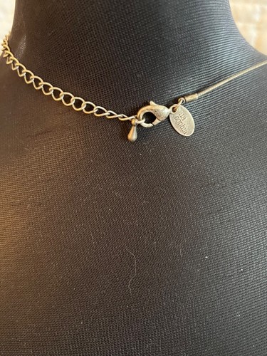 Lia Sophia White and Black Starburst Necklack JT - Picture 3 of 5