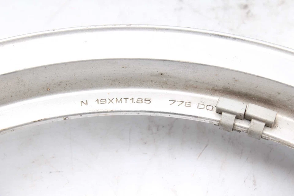 Llanta rueda delantera honda cx 500 c pc01 80-84 Foto 4 de 4