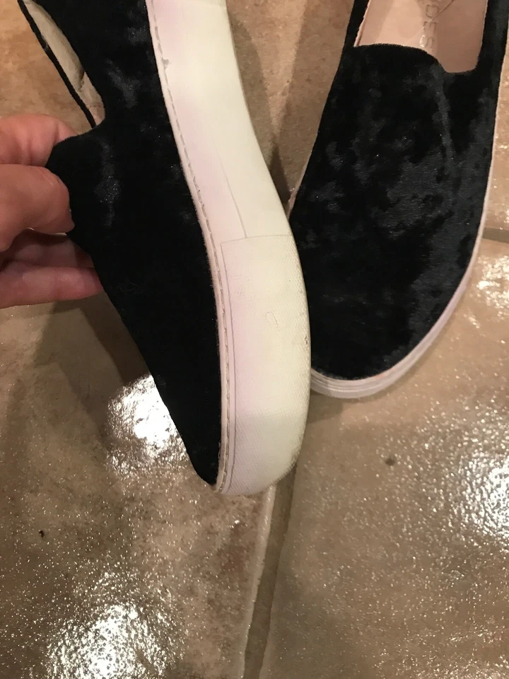 Diapositivas J de terciopelo  Foto 2 de 3