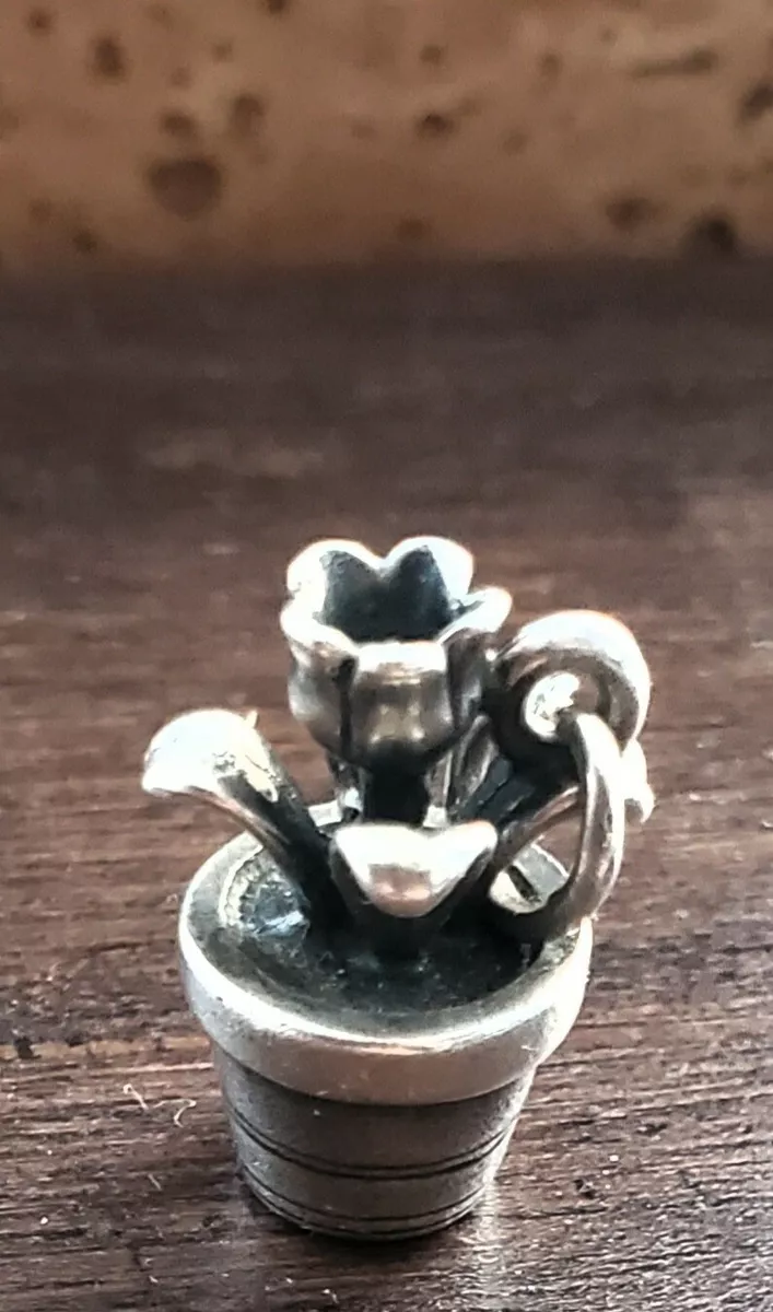 James avery flower pot best sale charm