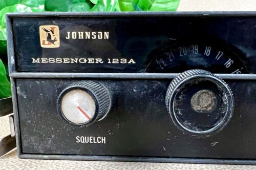 Johnson Messenger 123A Mobile - 23 Ch VTG CB Radio - For Parts/ Repair, Untested - Picture 4 of 15