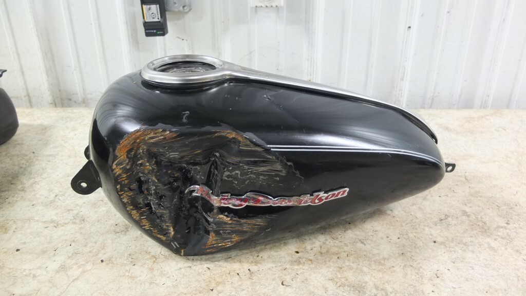 xl1200タンク ハーレーダビッドソン XL1200C Sportster 1200 Custom ガソリンタンク