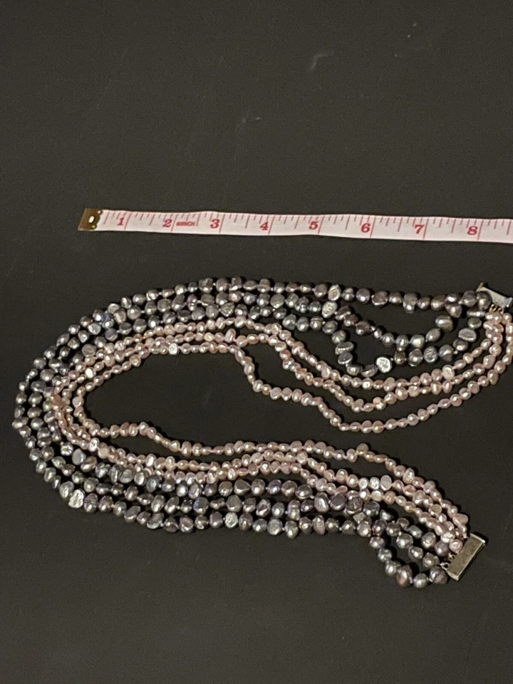 Collar de perlas barrocas de agua dulce rosa y púrpura de varios hilos Foto 3 de 4