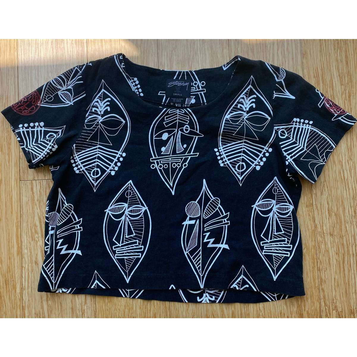 Stussy Women's Black Tribal Crop Top SMALL Linen and Rayon Stussy Women's Black Tribal Crop Top SMALL Linen and Rayon
