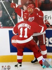 IGOR LORIONOV 2002 STANLEY CUP Game 3 OVER TIME GOAL CELEBRATION 8X10 PHOTO