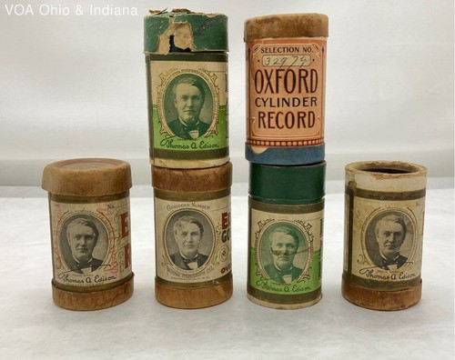 Antique Lot Of 1902 Edison Wax Cylinder Records w Containers