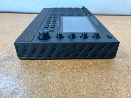 Akai Professional MPC Live ii Battery Powered Drum Machine - Picture 6 of 6
