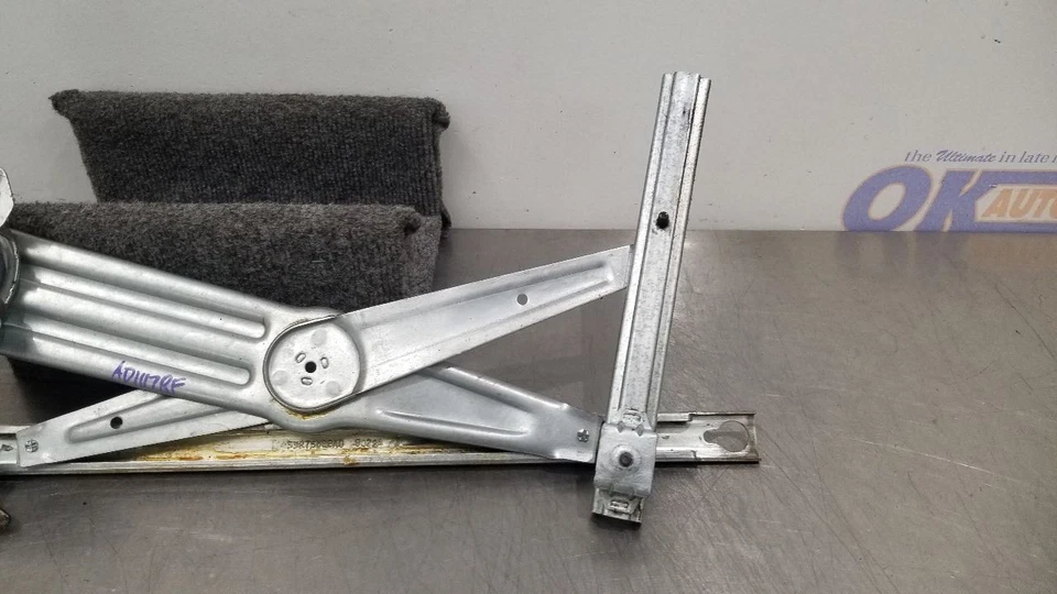 09 DODGE RAM 3500 PUERTA VENTANA REGULADOR DELANTERO DERECHO PASAJERO Foto 3 de 4