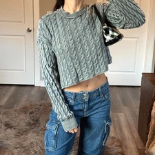 Gray Cropped Cable Knit Sweater L Cotton Y2K Normcore Crewneck Minimalist Chic