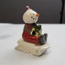 Grasslands Road SnoCountry Magnetic Salt  & Pepper Shakers Snowman w/Present