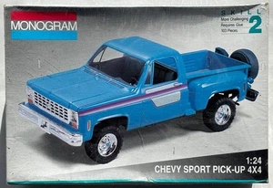 Revell MONOGRAM "Chevy Sport Pick-Up 4x4" New Original Model Car 1/24 Scale Box