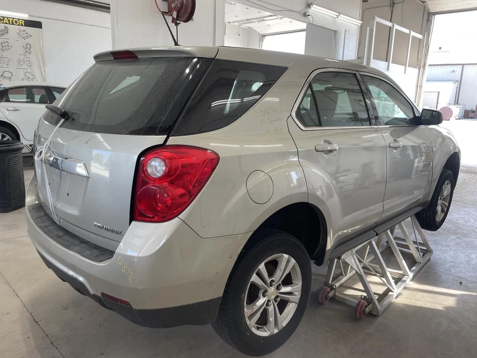 Conjunto de bomba y motor ABS usado se adapta a: Chevrolet Equinox 2013 montaje grado A Foto 3 de 4