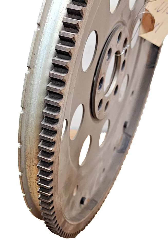 Nissan Máxima 2000-2003/2000-2003 Infiniti I30 volante OEM 12310-2Y910 Foto 2 de 3