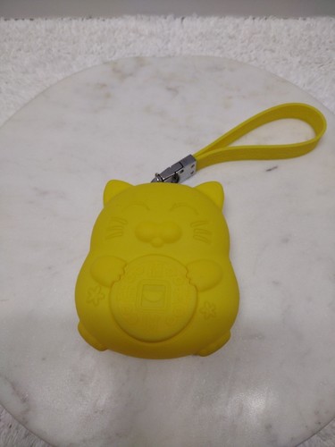 Silicone Yellow Cat Pocket Keychain Mini Purse Zipper Pocket - Picture 2 of 9