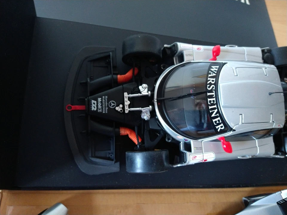 Mercedes CLK LM GTR 1:18 Autoart FIA GT 1998 Winner - Immagine 4 di 4