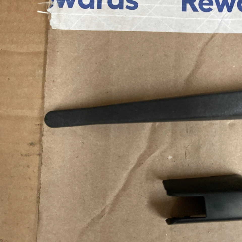 2017 2018 2019 Subaru Impreza Rear Wiper Motor Liftgate Lift Gate OEM 0053 - Image 2 of 4