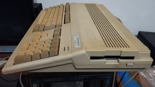 Commodore Amiga 500 Funzionante con espansione - Foto 15 di 23