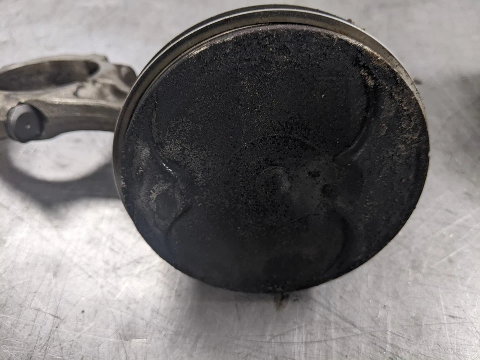 Left Piston and Rod Standard From 2008 Subaru Forester 2.5 12100AA310 - Image 3 of 4