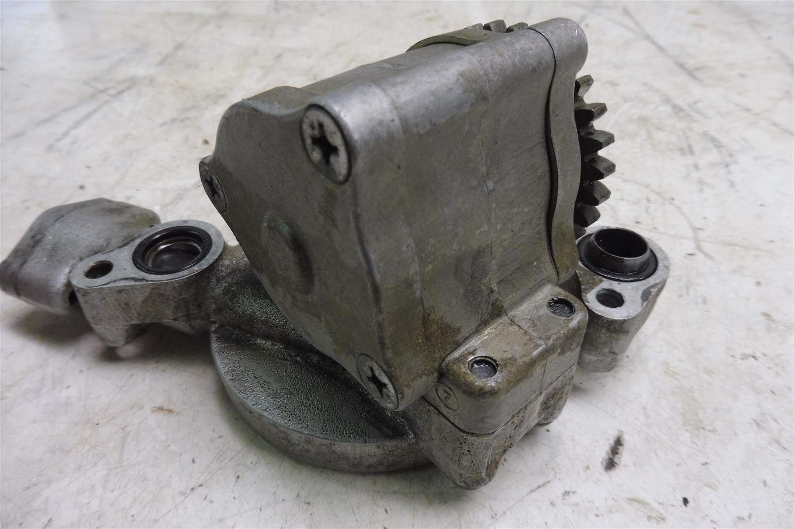 Honda CB750 SOHC HM642B. Engine oil pump eBay