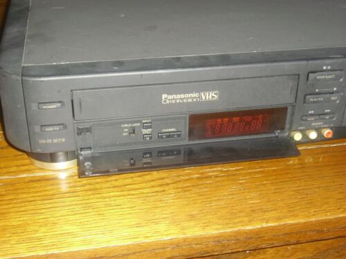 Panasonic OmniVision VCR Model PV-4164 for Parts or Repair - Picture 5 of 5