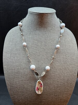 Original VTG Porcelain Flower Pendant Necklace Made From Broken China 
