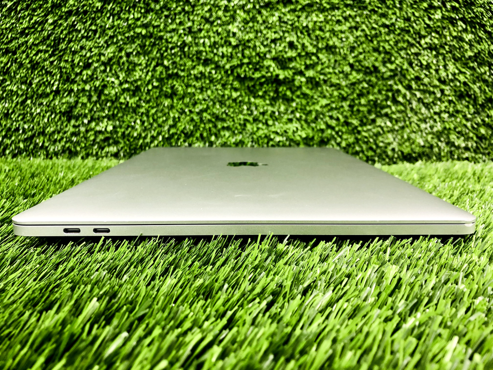 Apple MacBook Pro A1707 15" 2017 CHASSIS EMC 3162 SCREEN AND PARTS