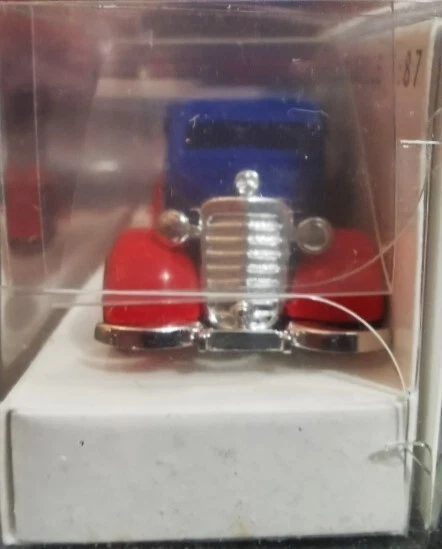 BUSCH 41560 Mercedes Benz 170V "Furstenberg" - scala H0 - Immagine 3 di 3