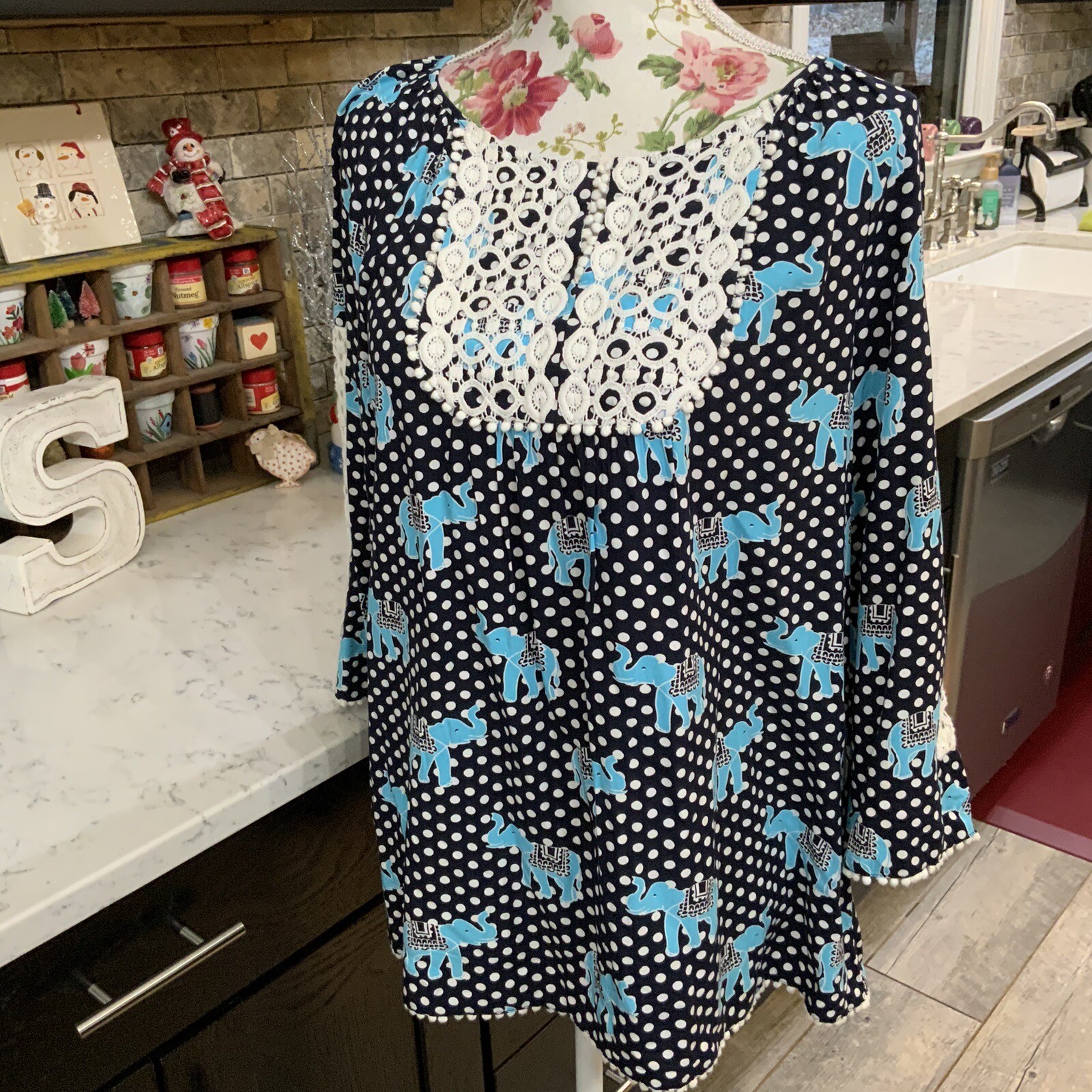 Crown & Ivy Navy White 3/4 Lace Sleeve Elephant Print Peasant Blouse