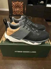 Hybrid Green Label Men's Trillium Low-Tops Sneakers SIze 10