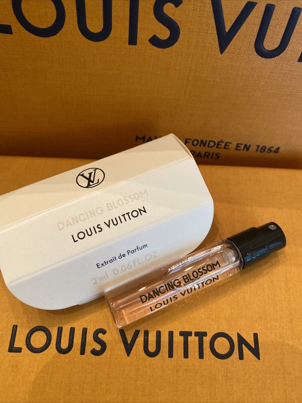 Louis Vuitton - Dancing Blossom for Unisex - A+ Louis Vuitton Premium  Perfume Oils