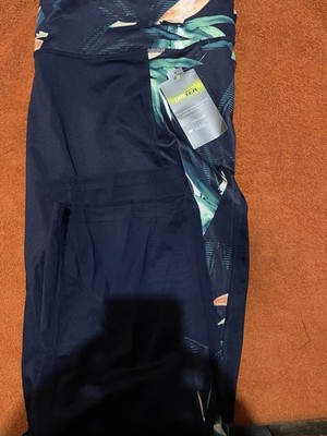 Tek Gear Women 2x Capri New With Tags