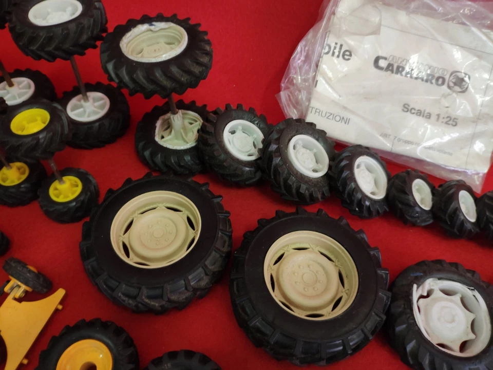 LOTTO RUOTE VINTAGE TRATTORI MEZZI AGRICOLI CARRI DIORAMA RESTAURO MODELLINI ROS - Immagine 4 di 4