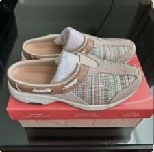 Easy Spirit Women Natural Multi Travelport 21 Comfort Slip-On Clogs Mules 7 NEW