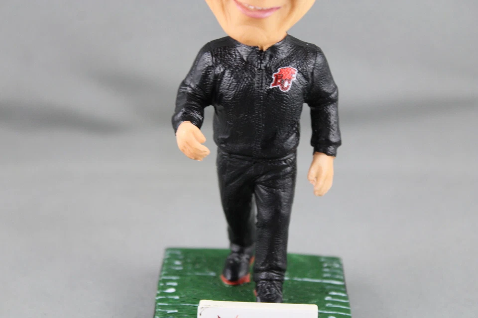 CFL Bobblehead - BC Lions Wally Buono 2018 SGA - Cermaic Bobblehead Foto 3 de 4