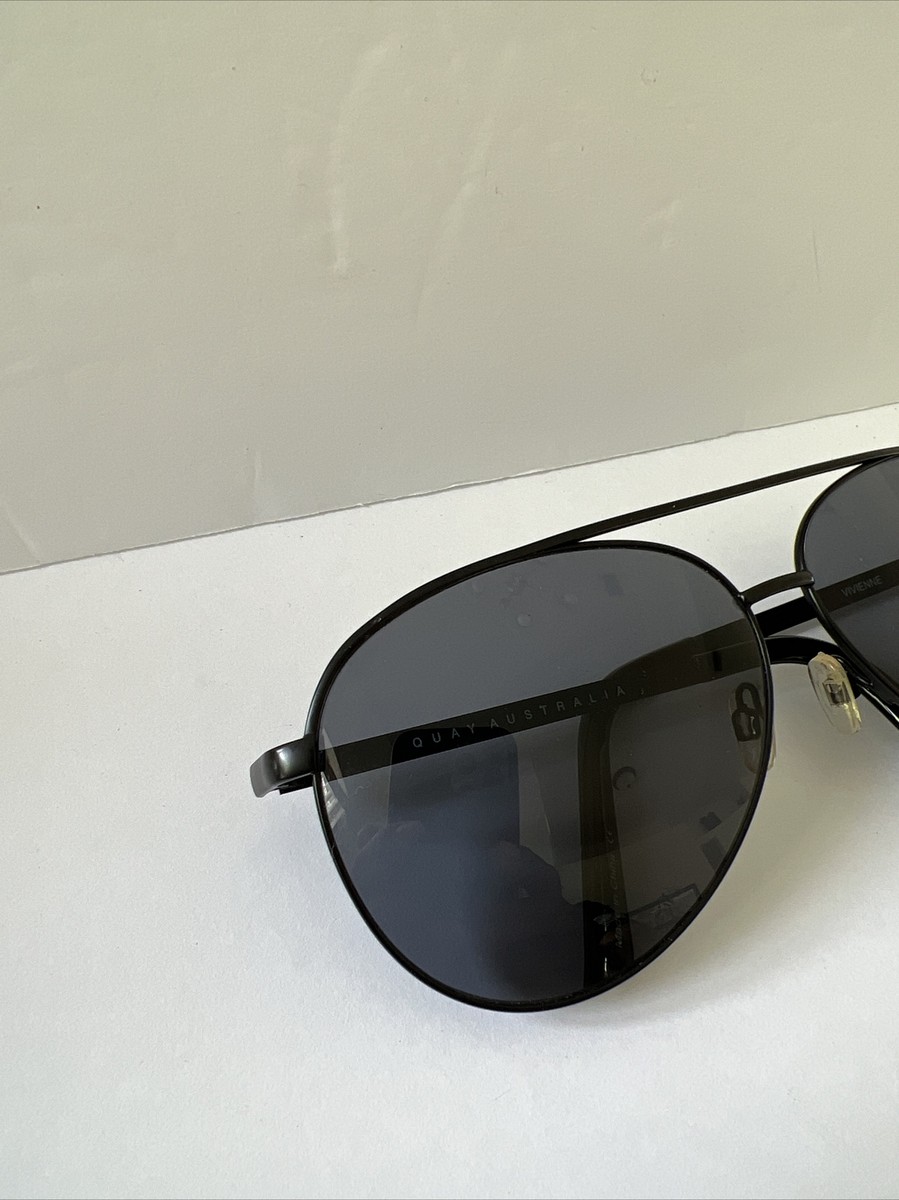 Quay Australia Vivienne 111 Sunglasses Quay 236407 Womens Vivienne 111 Classic 100% UV Pilot  main image 4