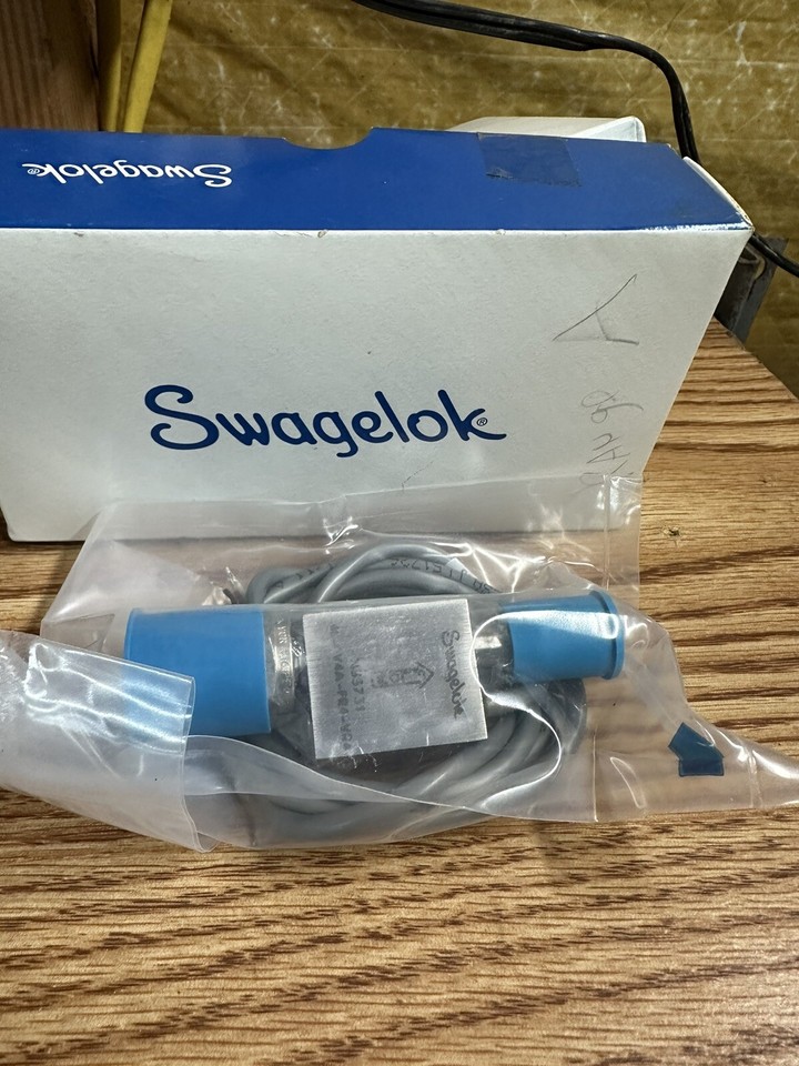 Swagelok Flow Switch eBay
