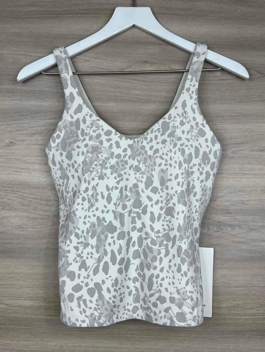 lululemon サイズ4 NEW Women Lululemon Speed Up High-Rise Lined Short 4